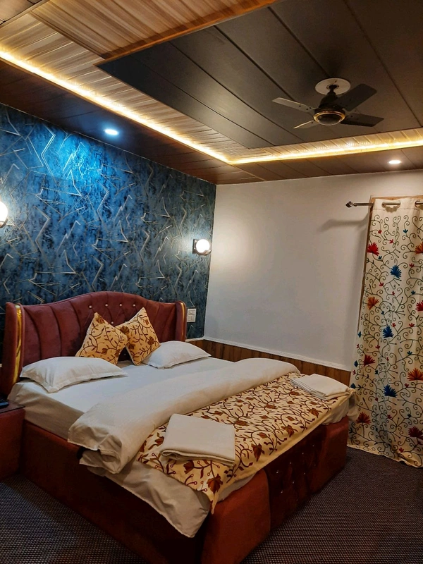 KASHMIR TOUR PACKAGE - 8 Days