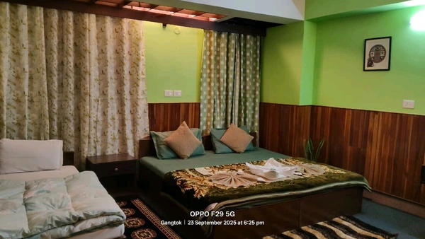 GANGTOK & PELLING - 3N/4D