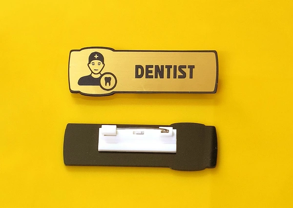 Badge For Dentist - 80x30 mm