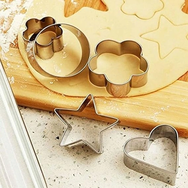 The Baking Curv 12 Pcs Stainless Steel Cookie Cutter Set – Assorted Shapes for Baking & Fondant Decoration