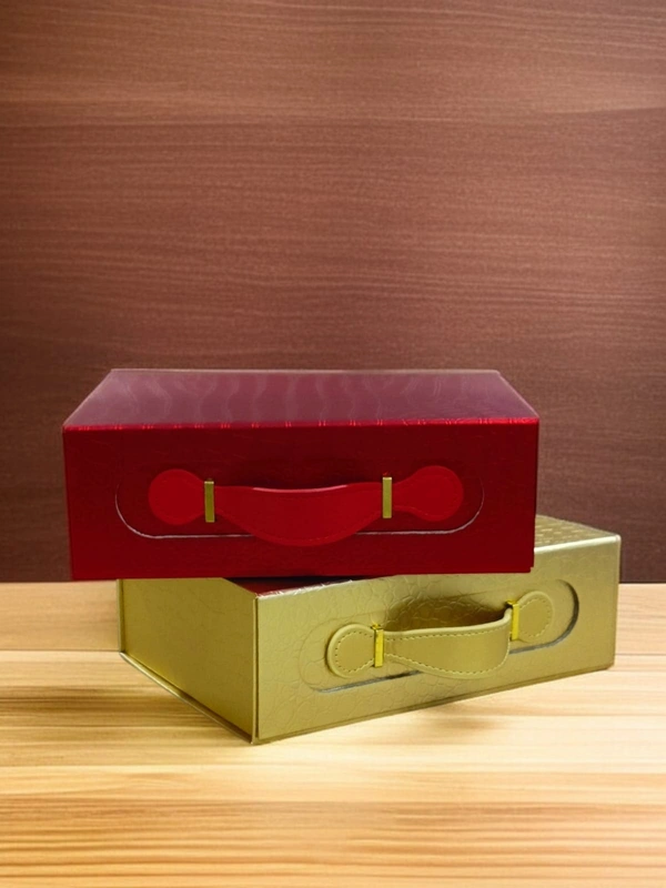 The Baking Curv Collapsible Hamper Boxes Size Small  - Golden