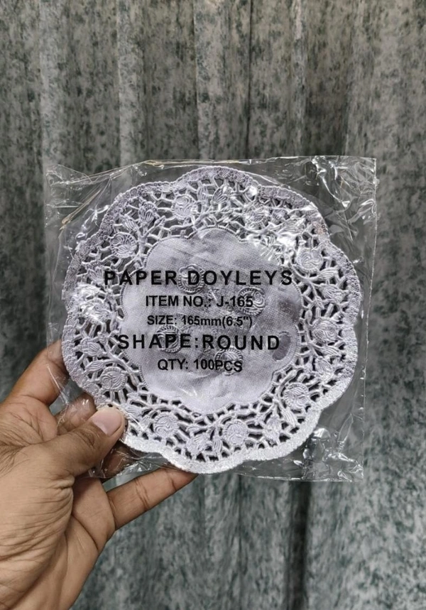 Paper Doilies | Round Placemats | Decorative Accessories | Disposable Paper Mats Silver Round (Pack of 100) - 5.5 Inch