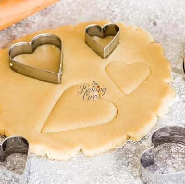 "Heart Shaped Stainless Steel Cookie Cutter Set of 7 Piece Nesting Molds for Cookies, Fondant & Crafts"