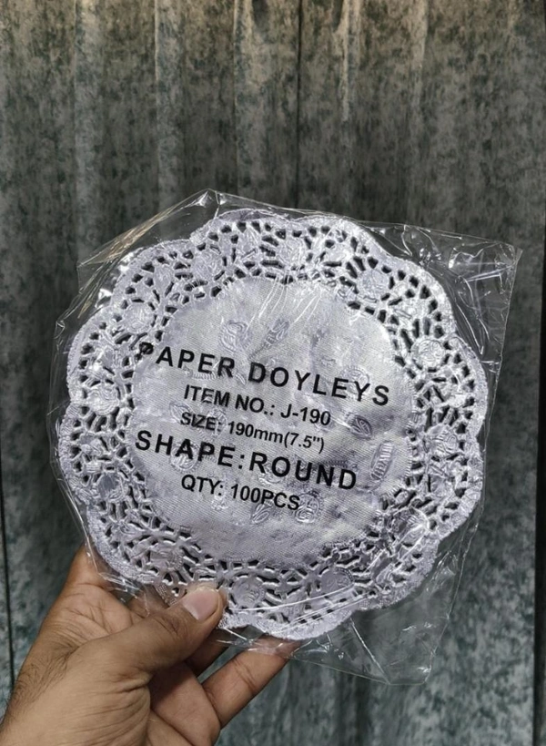 Paper Doilies | Round Placemats | Decorative Accessories | Disposable Paper Mats Silver Round (Pack of 100) - 5.5 Inch