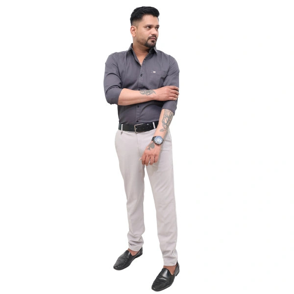 Look Me Apparel Men Solid Grey Regular Fit Full Sleeve Cotton Blend Formal Shirt with Spread Collar - XL, Grey