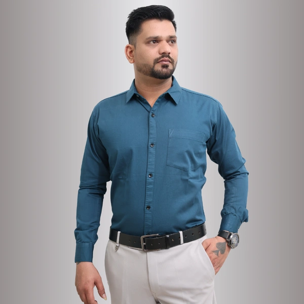 Look Me Apparel Men Solid Teal Regular Fit Full Sleeve Cotton Blend Formal Shirt with Spread Collar - XL, Blue