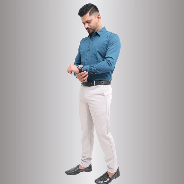 Look Me Apparel Men Solid Teal Regular Fit Full Sleeve Cotton Blend Formal Shirt with Spread Collar - XL, Blue