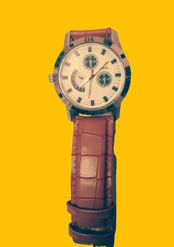 Qurts Watch  - Brown, 4 inch