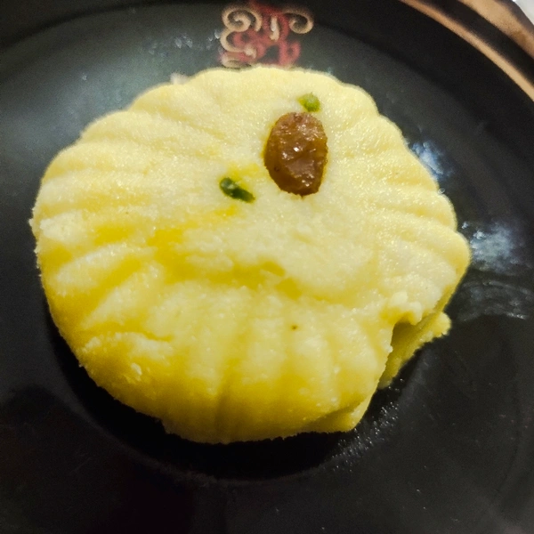 Queen's Day Sandesh (4 Pcs Pack)