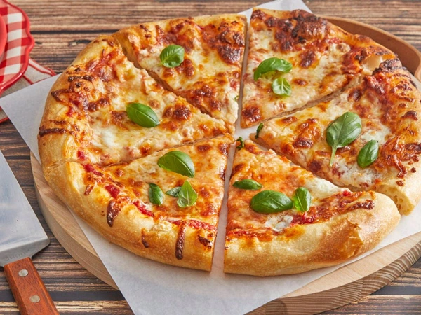 CHEESE PIZZA 