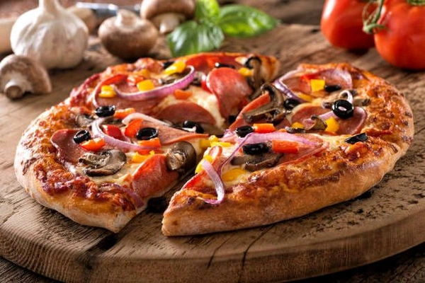 ONION PIZZA