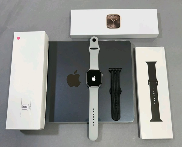S10 Smart Watch ( Free Metal Chain N Tempred )