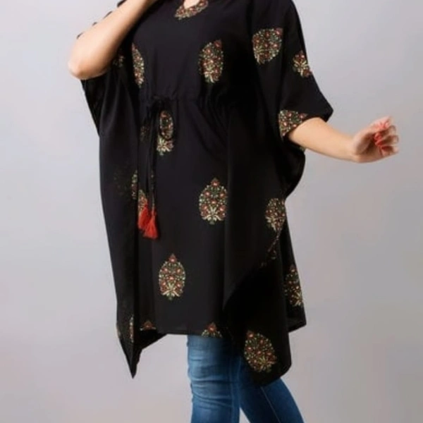 Black Kurti