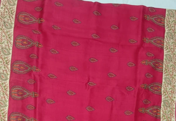 SKU0941 : Elegant Pure Silk Saree – Machine Woven | Embroidery - Dry Clean Only, Yes
