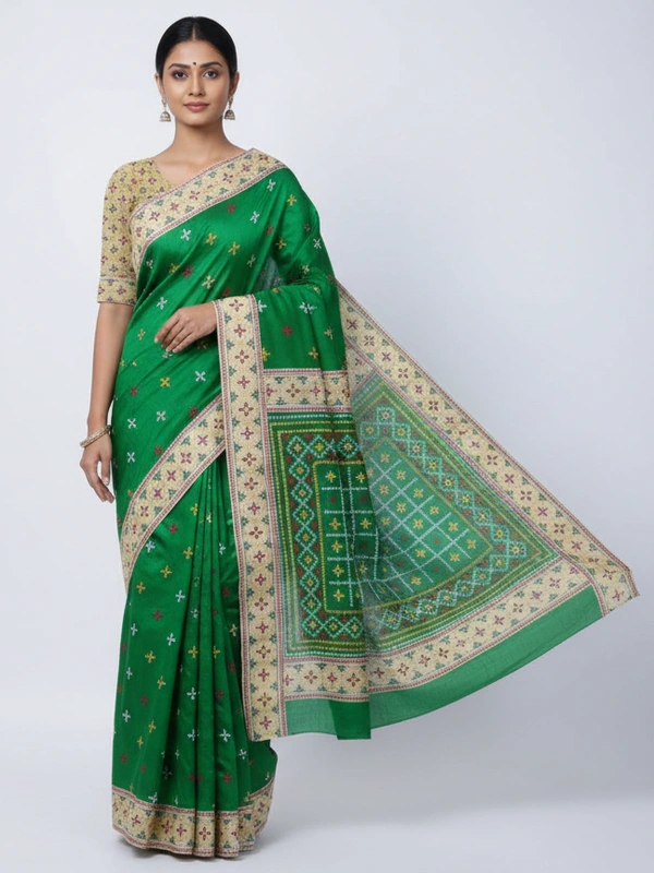 SKU0942 : Elegant Pure Silk Saree – Machine Woven | Embroidery - Dry Clean Only, Yes