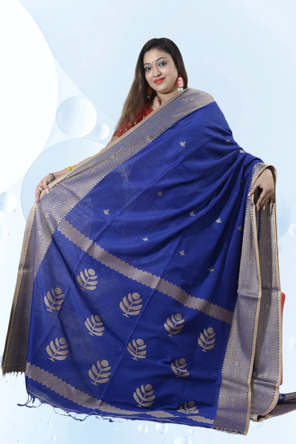 SKU-0390, Pure Cotton->Hand Tant Weaving->With Blouse Piece - Normal Length 6.3 mtr Plus, Blue, Buti / Booti, Hand Wash, Yes