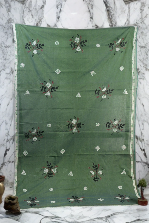 SKU-0376 -> Pur Cotton -> Applic and Stich Work - Green, Geometric, Dry Clean Only, Yes