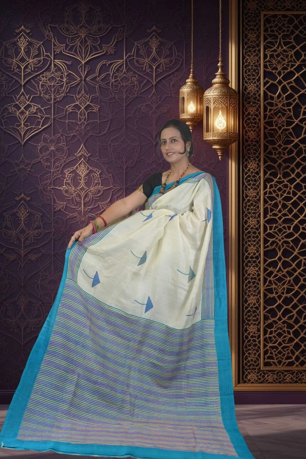 SKU-0727 : Handcrafted Pure Silk Kantha Stitch Saree – Elegant Traditional Wear - Dry Wash, Yes
