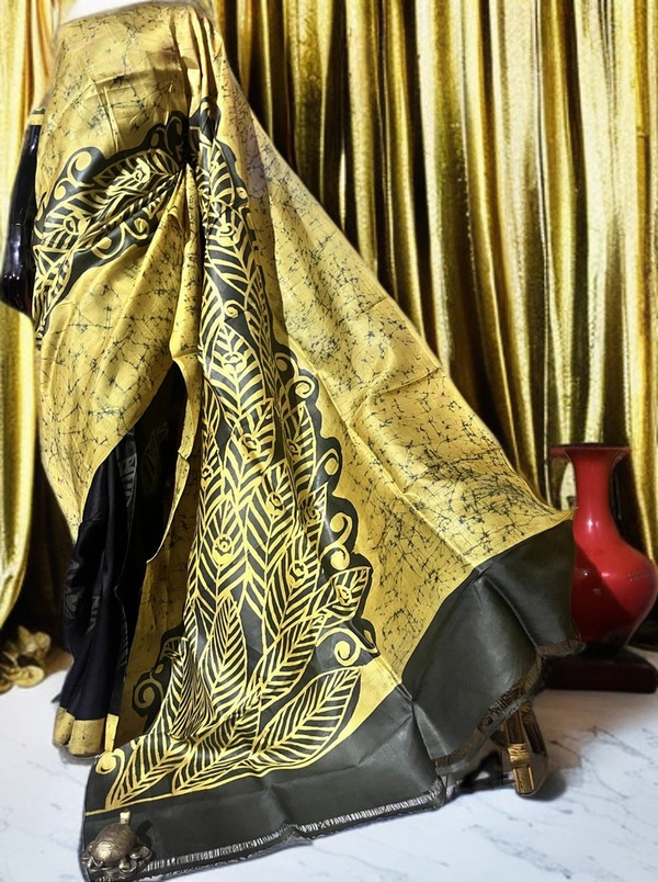 SKU-0149, Pure Silk->Wax Batik->Hand Printing->With Blouse Piece - Normal Length 6.3 mtr Plus, Yellow, Hand Print, Hand Wash, Yes