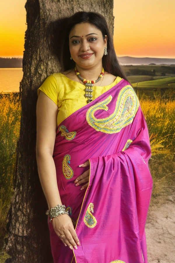 SKU-0184, Katan Silk->Dual Tone->Kashmiri Hand Stitch->With Blouse Piece - Normal Length 6.3 mtr, Rani With Blue Shade, Designer/Contemporary, Dry Clean Only, Yes