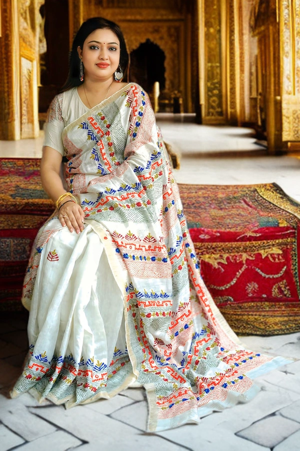 SKU-0175, Resham Matka->Gujrati Lambani->Hand Stitch->With Blouse Piece - Normal Length 6.5 mtr, White, Designer/Contemporary, Dry Clean Only, Yes