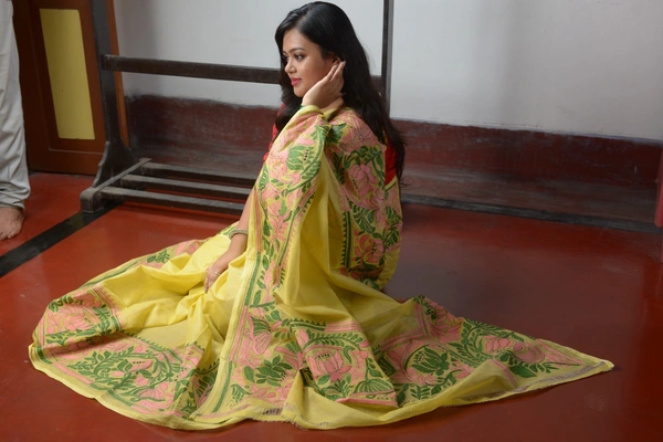 SKU-305 -> Tussar Cotton-> Kantha Stich -> Kantha Border - Golden, Floral, Dry Clean Only, Yes