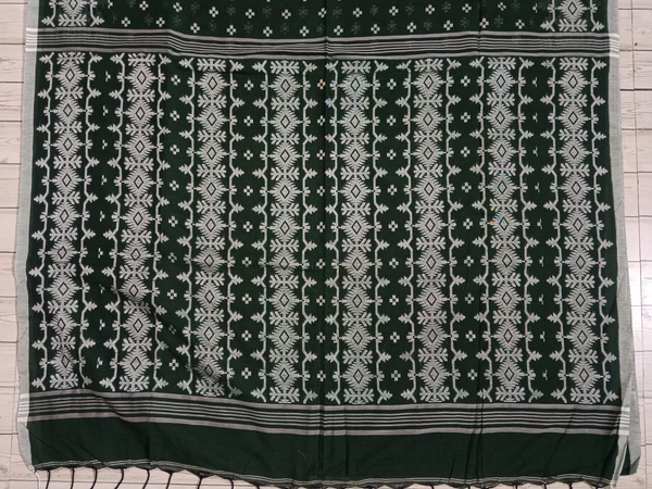 SKU0866 : Pure Handloom Cotton Saree – Handwoven, Lightweight & Breathable Fabric - Hand Wash, Yes