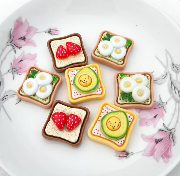 Sandwich Charm (Hooks Inc) - Egg Sandwhich