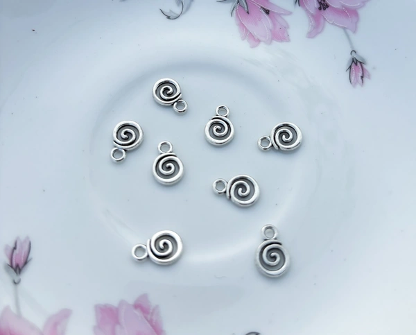 Metal Swirl Charm