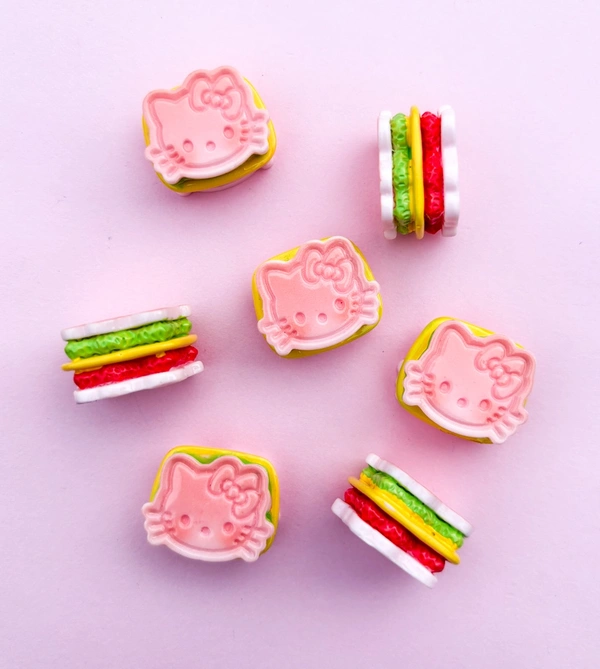 HK Burger Charm (Hooks Inc)