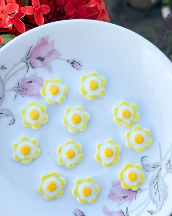 Omelette Charm (With Hole)