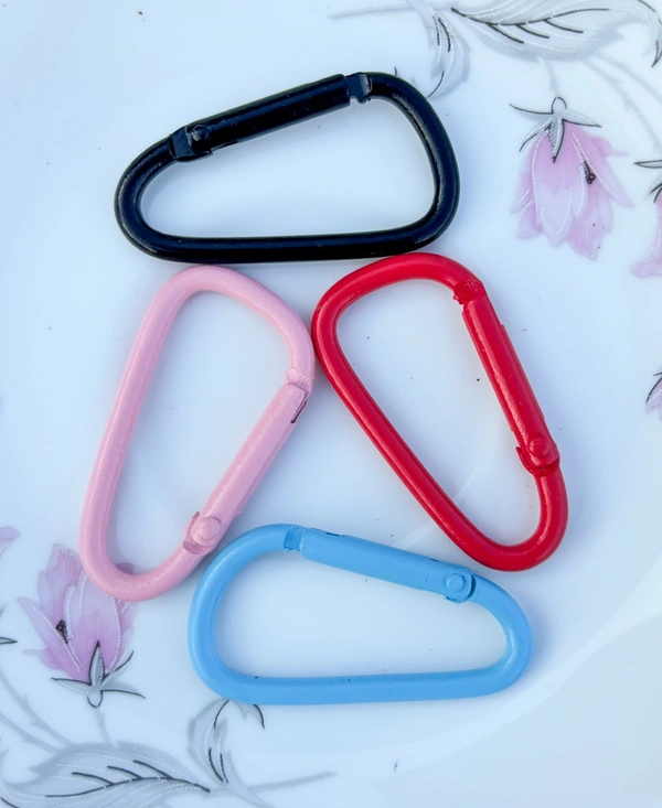 Spray Painted D Clasp - Pink