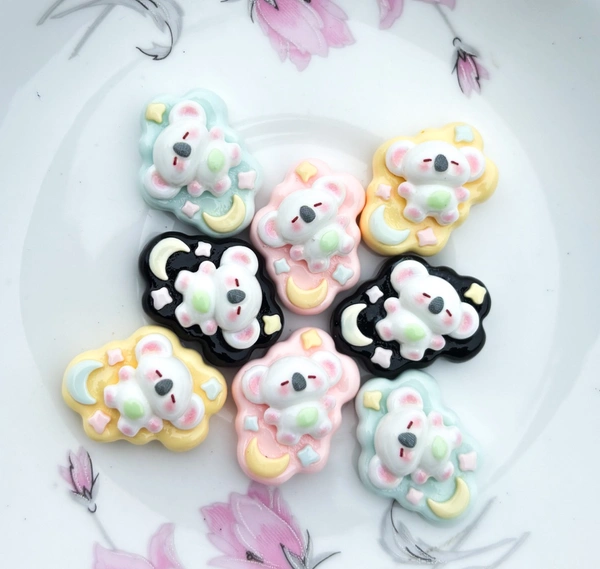 Sleepy Koala Charm (Hooks Inc) - Pale Yellow