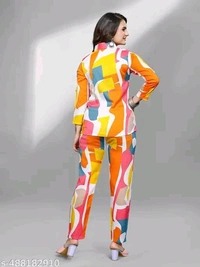 Stylish Latest Women Top & Bottom Sets - M