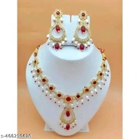 NECKLES