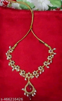 NECKLES