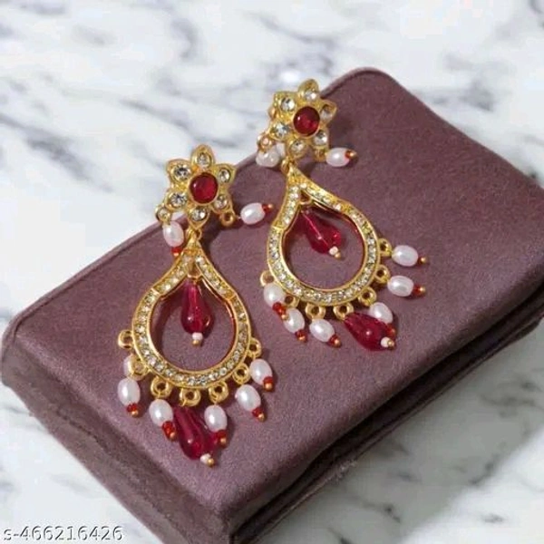 NECKLES