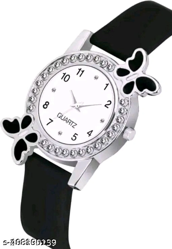  Analog Watches
Product Name: *Fancy Women Analog Watches Combo With Braslate