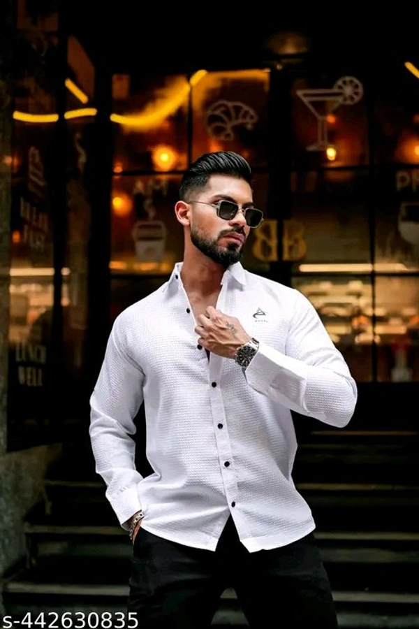 Urbane Modern Men Shirts - M