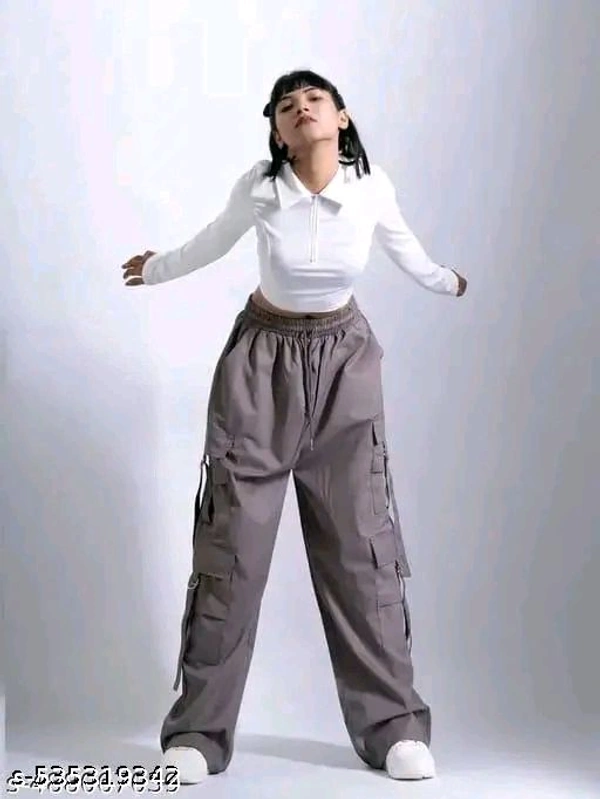 TRENDY Women's Stylish Six Pocket Cargo Pants - Xl