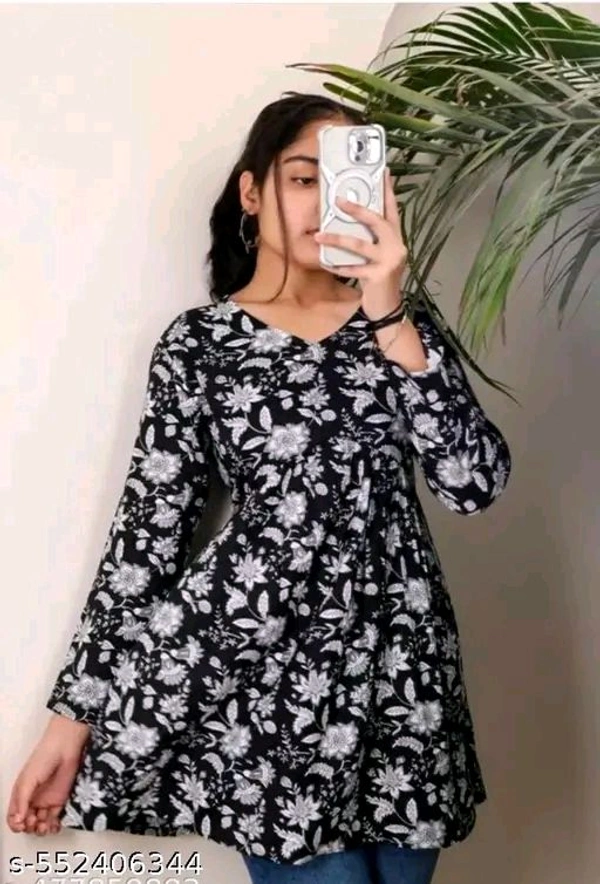 Chitrarekha Refined Kurtis - M