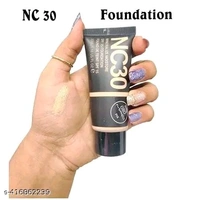 Trendy Makeup Kits