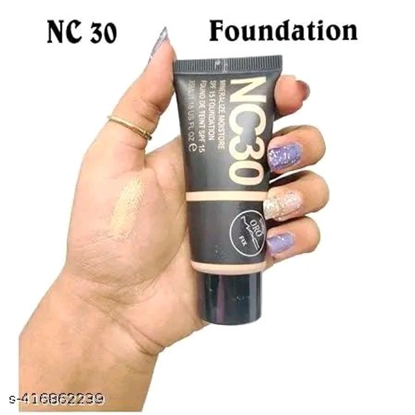 Trendy Makeup Kits