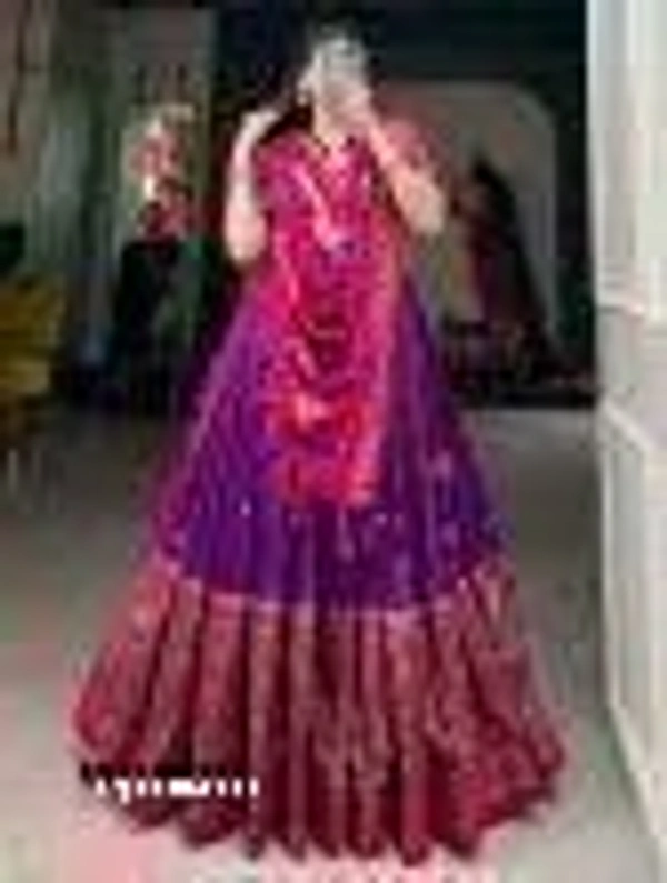 Women's Floral & Patola Print With Foil Work Tussar Silk Ethnic wear