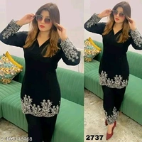 Stylish Ravishing Women Top & Bottom Sets - S