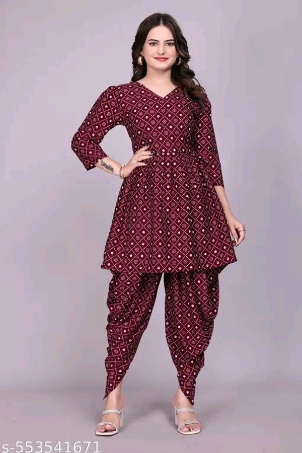 Women's Stylish Trendy Same Tone Bandhani Top & Bottom Set - L