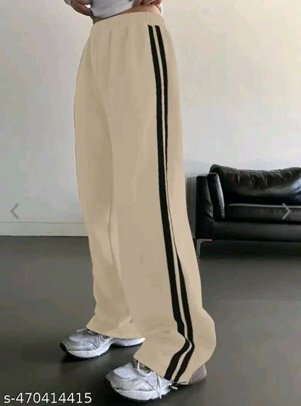 Women's Solid Straight Fit Mid-Rise Trousers - M