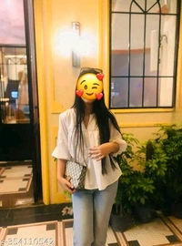 Trendy Designer Women Tops & Tunics - M