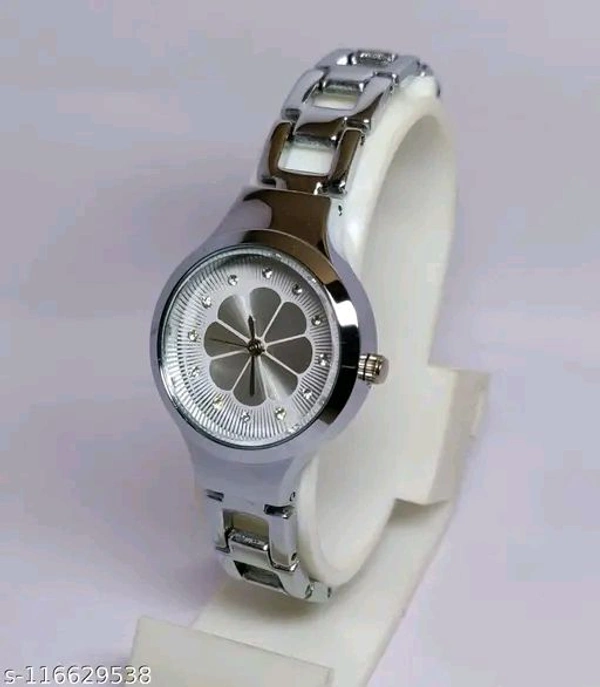 Unique Flower Designer Round Dial Attractive Metal Belt Analog Watches for Women