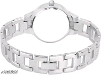 Unique Flower Designer Round Dial Attractive Metal Belt Analog Watches for Women